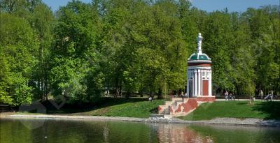 Декоративные пруды в усадьбе Михалково (г. Москва)