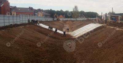 Искусственный водоем в Московской области